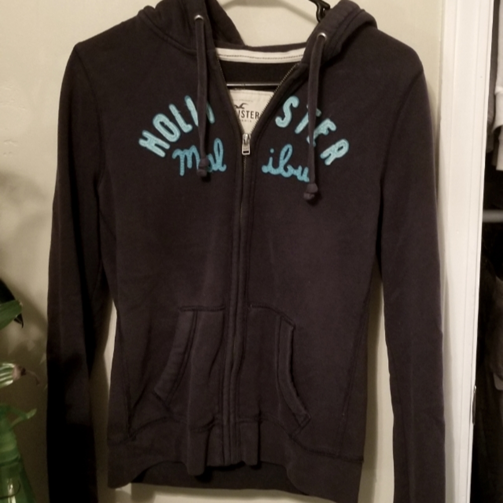 Hollister zip up